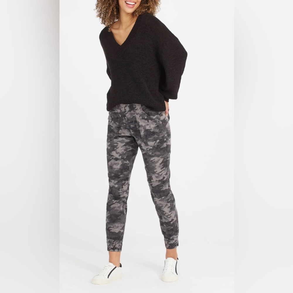 Spanx Stretch Twill Cargo Jogger ~ Blackwash Camo ~ NWT! Size:Various - Picture 4 of 16
